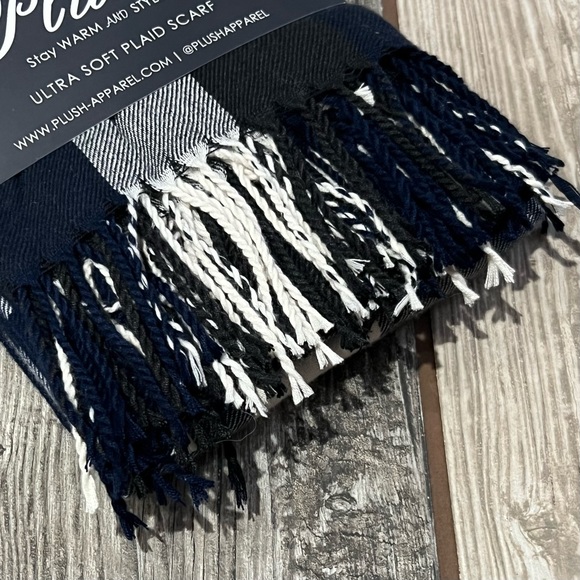 Plaid Scarf [NWT — Plush Apparel] - Picture 4 of 7
